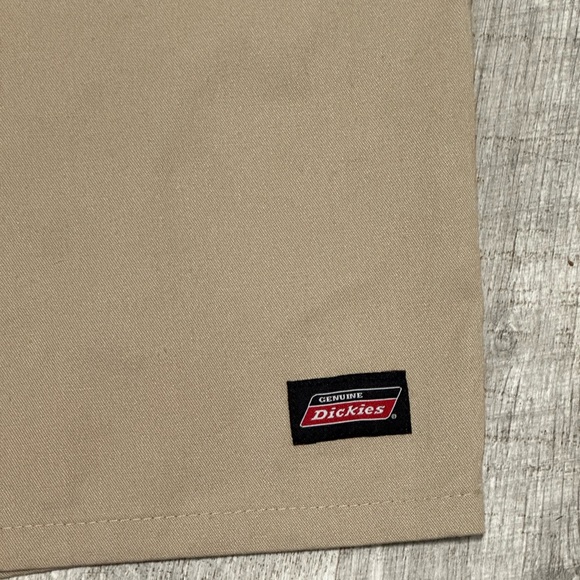 Men's Dickies 44 2XL XXL Shorts Khakis Chino Khaki Tan Phone Pocket Relaxed Fit - Picture 6 of 8